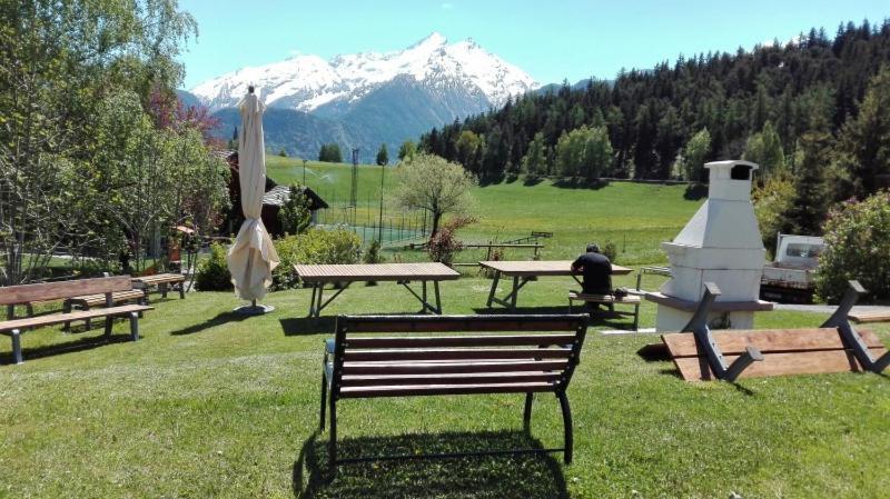 Hotel, Bar & Bistrot Saint Nicolas Gran Paradiso Екстер'єр фото